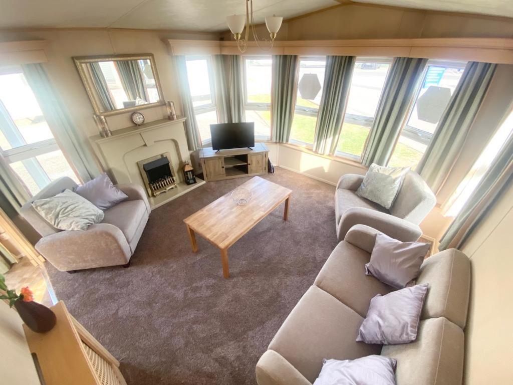 Luxury 2 Bedroom 2 Bathroom Caravan-Small Sofa 1 Pers Saint Osyth Exterior photo